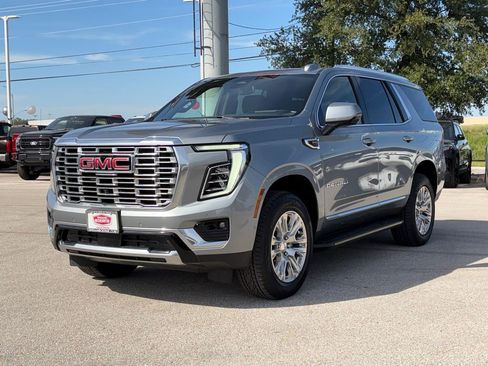 Used 2025 GMC Yukon Denali AWD/4WD image 7