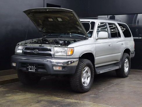 Used 1999 Toyota 4Runner SR5 image 7