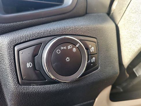 Used 2018 Ford EcoSport SE image 23