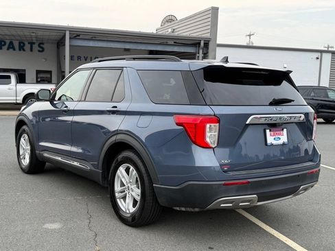 Used 2021 Ford Explorer XLT w/ Equipment Group 202A RWD image 7
