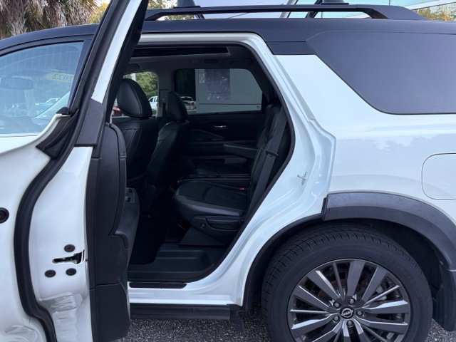Used 2022 Nissan Pathfinder SL w/ SL Premium Package AWD/4WD image 24