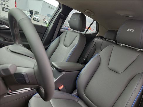 New 2026 Buick Encore GX Sport Touring w/ Advanced Technology Package image 17