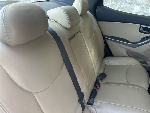 Used 2013 Hyundai Elantra Limited image 28