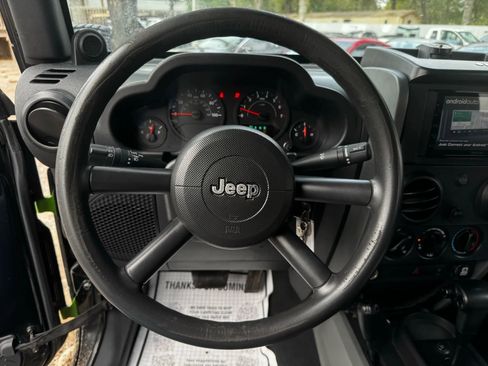 Used 2009 Jeep Wrangler Unlimited X w/ Trailer Tow Group AWD/4WD image 19