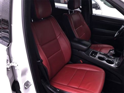 Used 2020 Jeep Grand Cherokee Altitude image 29