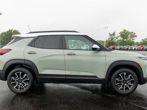 Used 2024 Chevrolet TrailBlazer ACTIV AWD/4WD image 5