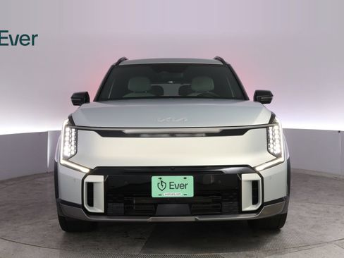 Used 2024 Kia EV9 GT-Line AWD/4WD image 12