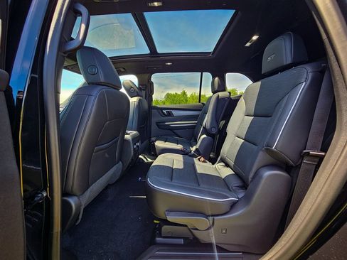 New 2026 Buick Enclave Sport Touring w/ Power Package AWD/4WD image 33