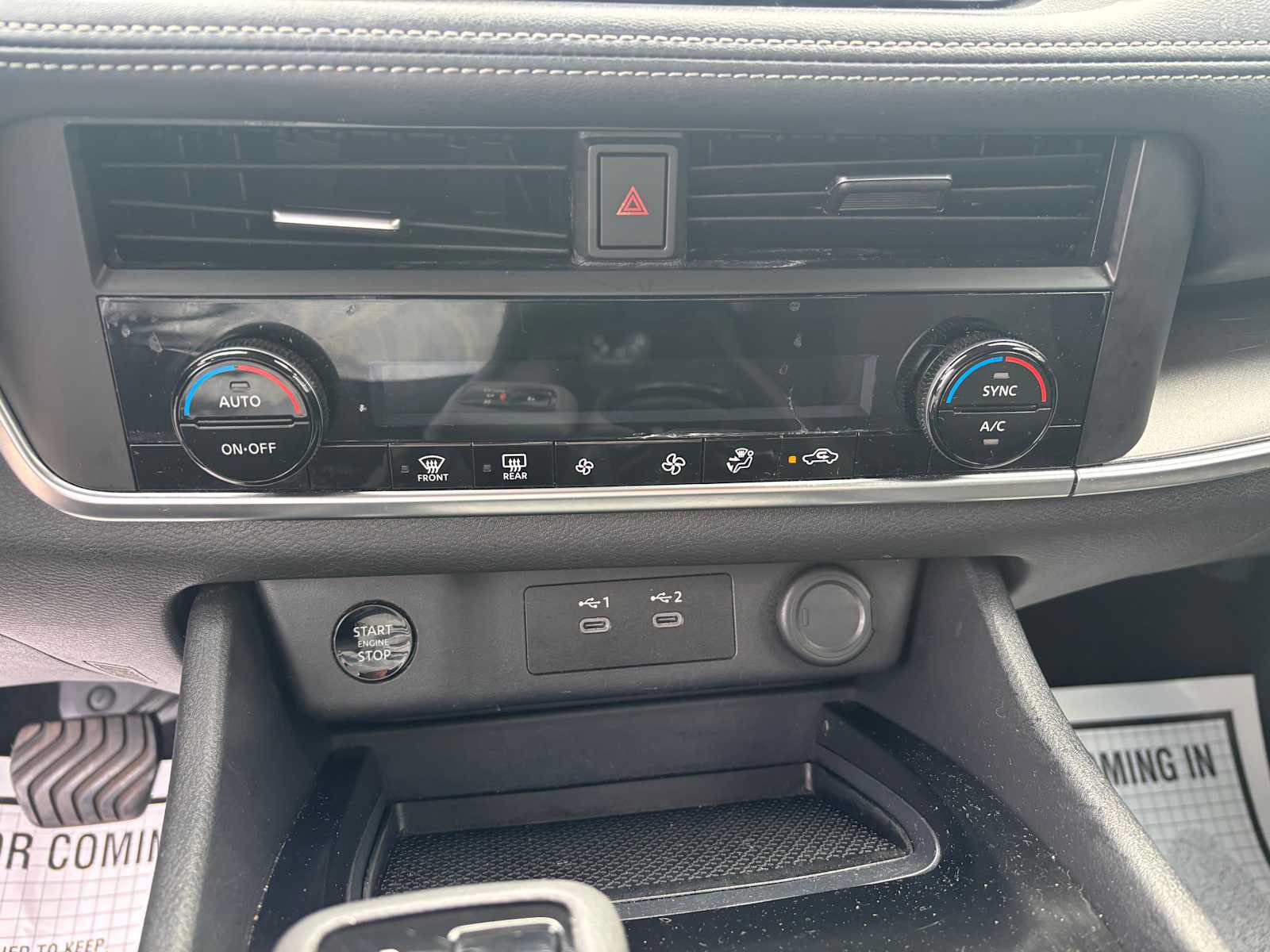 Used 2024 Nissan Rogue SV AWD/4WD image 26