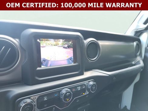 Used 2023 Jeep Gladiator Sport AWD/4WD image 41