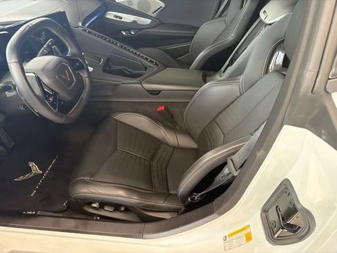 Used 2024 Chevrolet Corvette Stingray Preferred Cpe w/ Z51 Performance Package RWD image 11