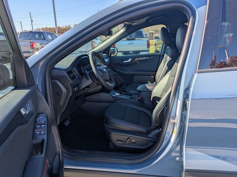 New 2026 Ford Escape ST-Line w/ Tech Pack #1 image 15
