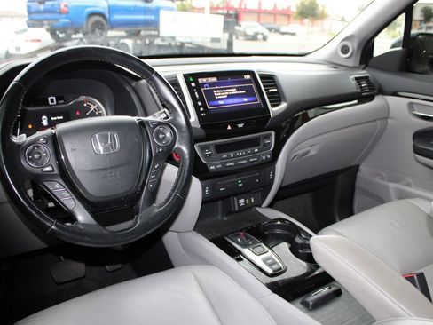 Used 2016 Honda Pilot Touring image 35