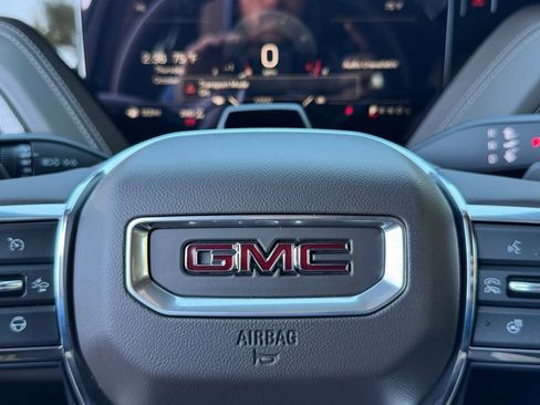 New 2026 GMC Yukon Elevation image 25