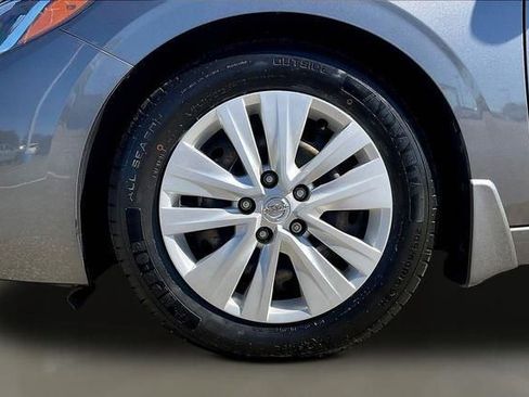 Used 2022 Nissan Sentra S image 22