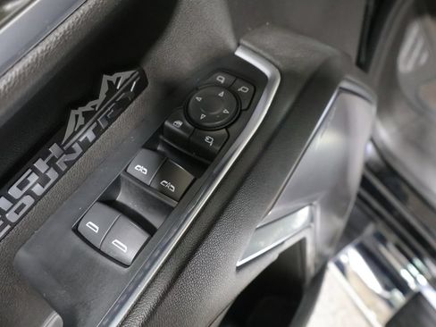 Used 2023 Chevrolet Silverado 1500 High Country AWD/4WD image 16