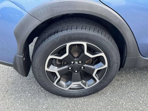 Used 2014 Subaru Crosstrek 2.0i Premium AWD/4WD image 12