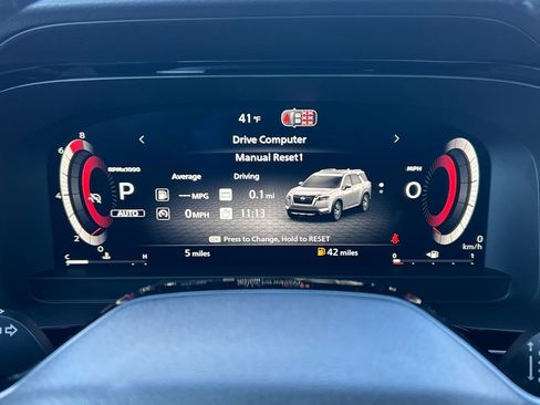 New 2026 Nissan Pathfinder SL AWD/4WD image 17