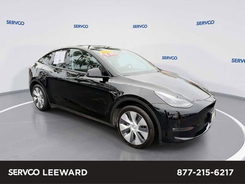 Used 2024 Tesla Model Y Long Range image 1
