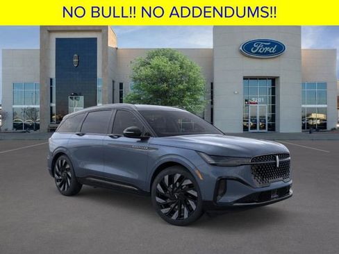 New 2026 Lincoln Nautilus Reserve image 8