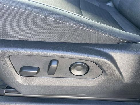 Used 2025 Chevrolet Silverado 1500 RST image 15