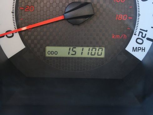 Used 2012 Toyota Tacoma PreRunner image 18