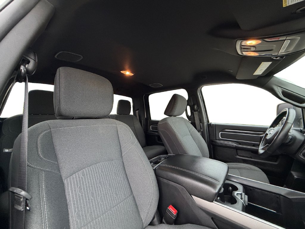 Used 2024 RAM 3500 Big Horn w/ Night Edition AWD/4WD image 29