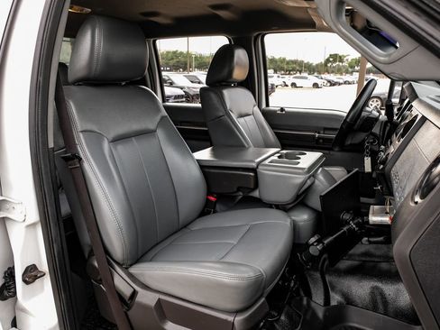 Used 2011 Ford F450 XL w/ PWR Equipment Group AWD/4WD image 32