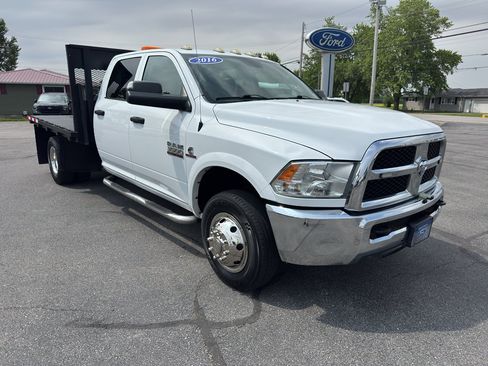 Used 2016 RAM 3500 Tradesman w/ Chrome Appearance Group AWD/4WD image 5