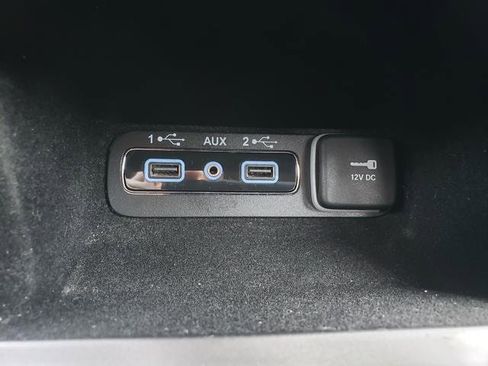 Used 2020 Jeep Grand Cherokee Laredo AWD/4WD image 24