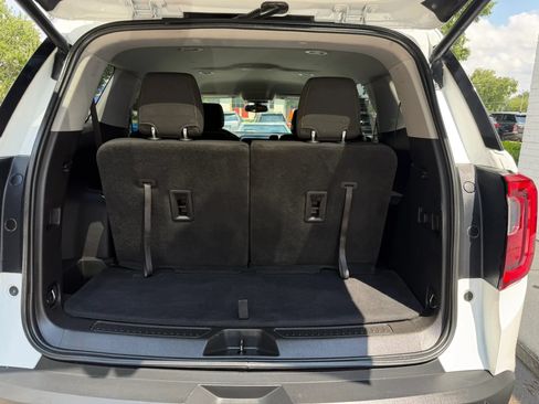 Used 2020 GMC Acadia AT4 AWD/4WD image 15