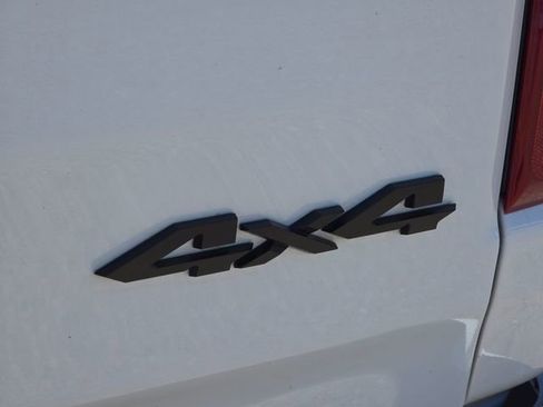 Used 2022 RAM 1500 Big Horn AWD/4WD image 22