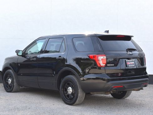 Used 2016 Ford Explorer 4WD Police Interceptor w/ Ready For The Road Package image 2