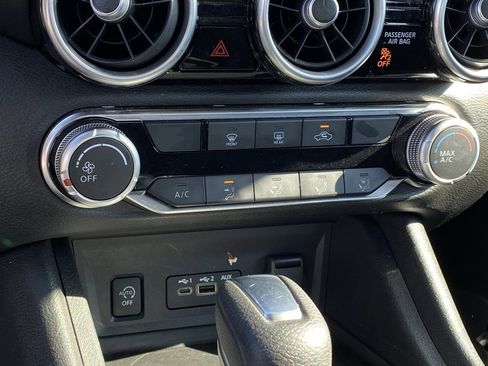 Used 2024 Nissan Sentra SV image 17