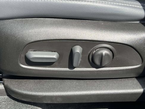 Used 2023 Buick Enclave Essence w/ Experience Buick Package AWD/4WD image 22