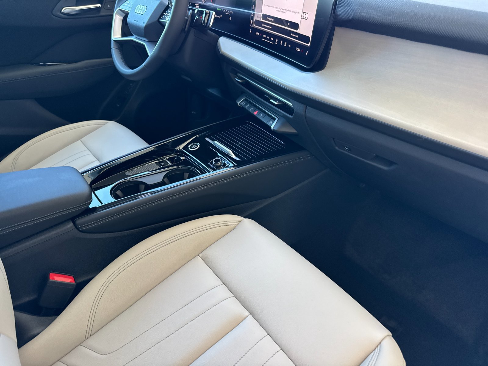 New 2026 Audi Q3 quattro 2.0T AWD/4WD image 16
