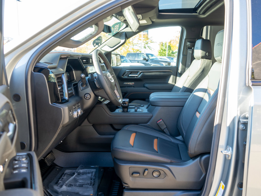 Used 2026 GMC Sierra 1500 AT4 w/ AT4 Premium Package AWD/4WD image 12