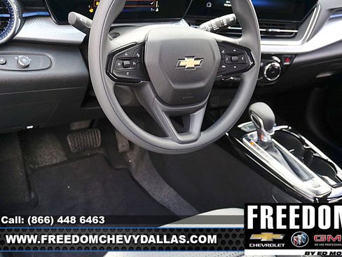 New 2026 Chevrolet Trax LT image 26