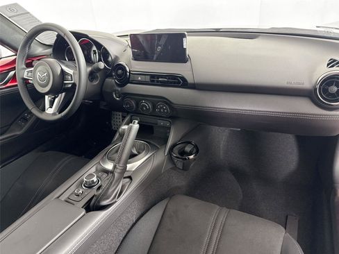 New 2026 MAZDA MX-5 Miata Club w/ Interior Package RWD image 31