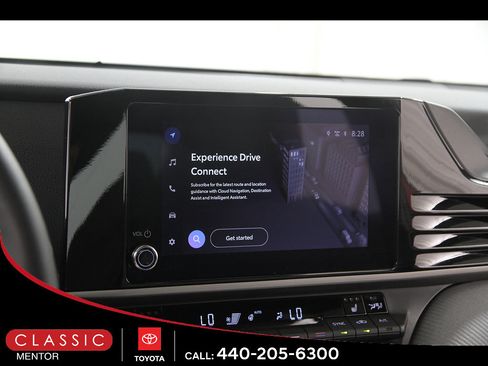Used 2026 Toyota Camry SE w/ Convenience Package FWD image 10