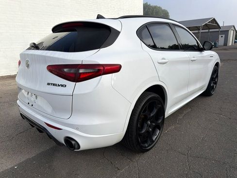 Used 2023 Alfa Romeo Stelvio Estrema AWD/4WD image 2
