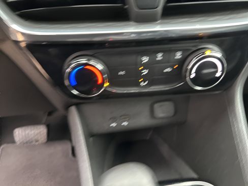 Certified 2024 Buick Encore GX Sport Touring image 24