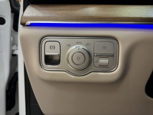 Certified 2025 Mercedes-Benz GLE 350 4MATIC image 20