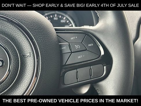 Used 2022 Jeep Renegade Altitude AWD/4WD image 33