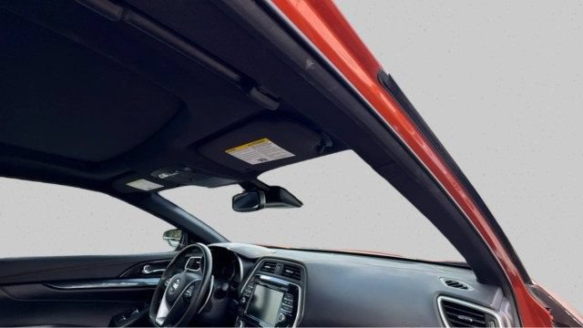 Used 2019 Nissan Maxima SR w/ Premium Package FWD image 19