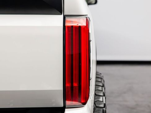 Used 2024 Toyota Tundra SR5 w/ SR5 Convenience Package image 19