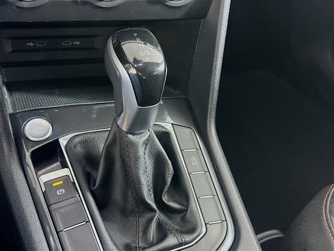 Used 2024 Volkswagen Tiguan Wolfsburg Edition image 24