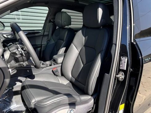 Certified 2026 Porsche Macan S AWD/4WD image 5
