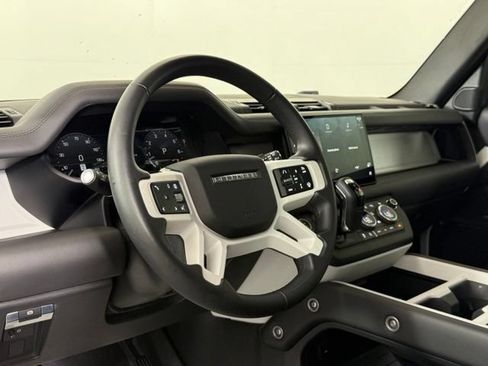 New 2025 Land Rover Defender 110 X-Dynamic SE AWD/4WD image 42