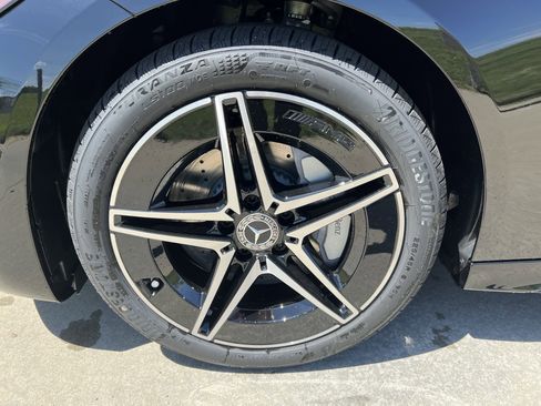 New 2025 Mercedes-Benz C 300 4MATIC Sedan image 12